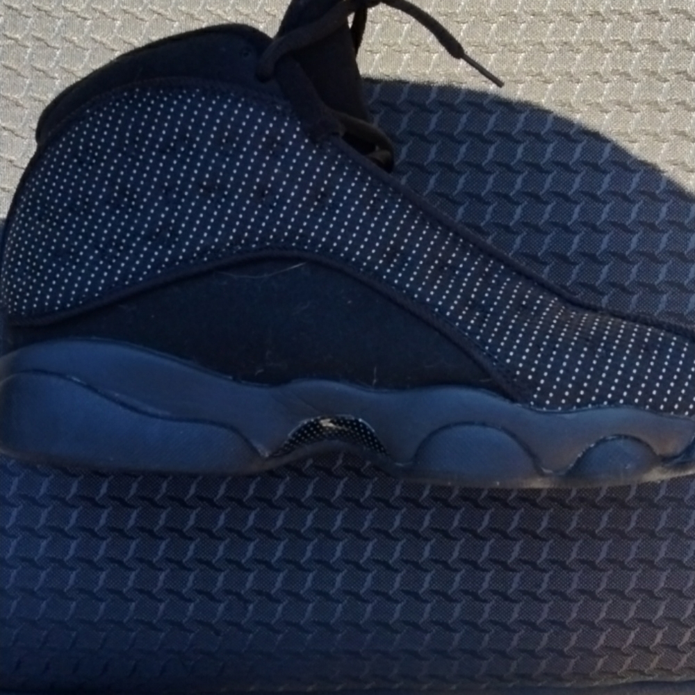 Jordans - Picture 3 of 4